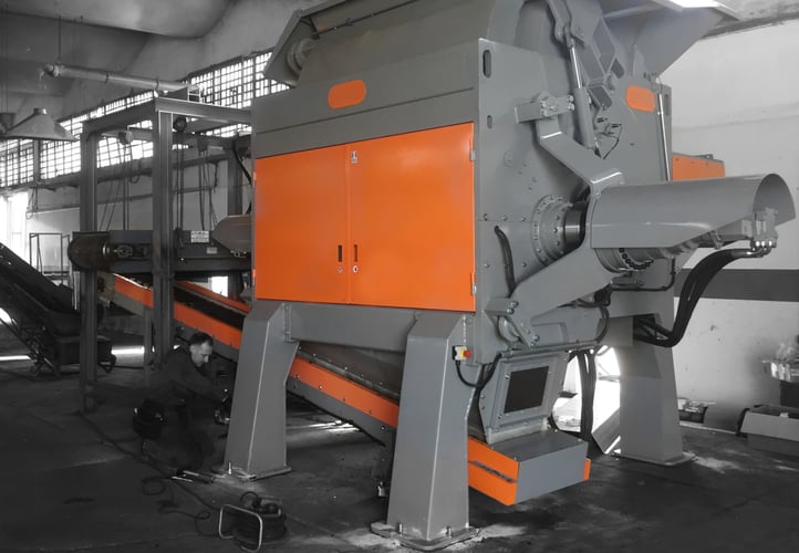 GL620/21 Single-Shaft Grinder with Hydraulic Drive