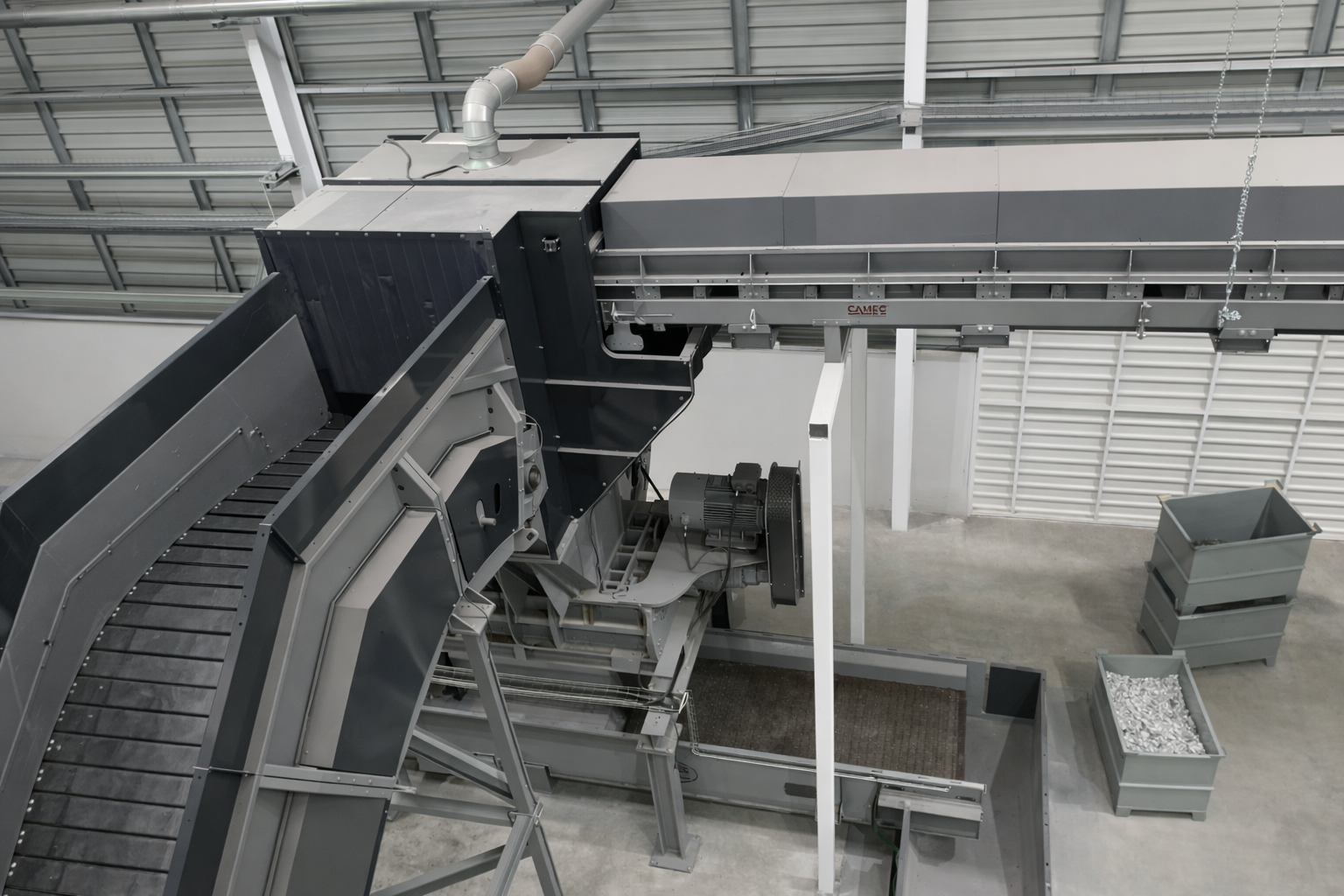 Impianto industriale e sistema di nastri trasportatori