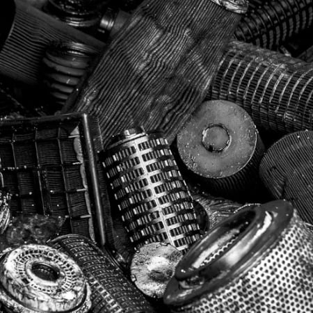 Oil filter recycling