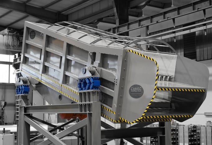Vibrating screen
