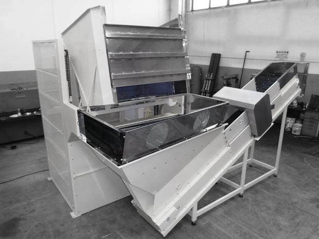 Elevadores y volteadores con detector de metales